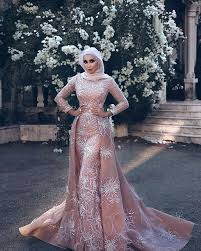 Inspirasi Gaun Terbaru Dan Lagi Ngetrend Tag Keluarga Dan Teman Temanmu Follow Inspirasi Gaun Modern Untuk Mend Muslim Prom Dress Dresses Hijab Dress Party