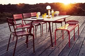 Originally manufactured in 1889 for parisian sidewalk cafés, today fermob is still crafted in france, bringing fun color to dining and entertaining. Table 207x100 Cm Luxembourg Table De Jardin Table Jardin 8 Personnes