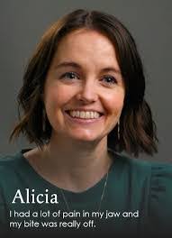 Mallory Downing's Instagram, Twitter & Facebook