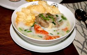 Pada kesempatan kali ini kikil akan kami buat menjadi gulai yang sangat nikmat dan sedap yang diberi nama gulai kikil padang. 3 Resep Sop Kambing Asli Betawi Bikin Nagih