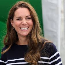 Kate Middleton stuns in nautical outfit for Commonwealth Race
