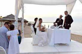 Fedez e chiara ferragni | la proposta di matrimonio. Bianca Guaccero Sposa Dario Acocella Nozze In Spiaggia Un Po Cafone Gossip