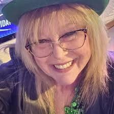 Michelle Mcleod's Instagram, Twitter & Facebook