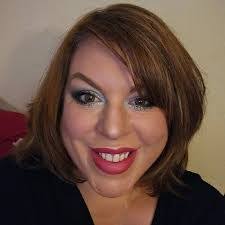 Jennifer Swain's Instagram, Twitter & Facebook