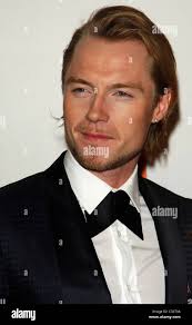 Ivy ball hi-res stock photography and images