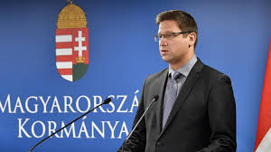 A szakemberek szerint azonban minden lazítás a járvány újbóli fellángolását okozná. Kormanyinfo Ezek A Kormany Legujabb Dontesei A Jarvanyhelyzetben Blikk