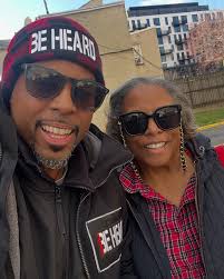 Happy Mother's Day to my amazing wife @jennieharneyfleming, my mom, my  other mom, and all my sisters! Yall are simply magic! ❤️💪🏾