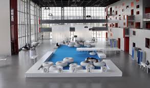 scenographie piscine le quai quai piscine scenographie