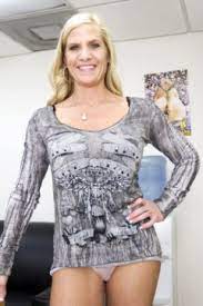 Amber Blossom (aka Amber Irons) Pictures and Videos @ NudeReviews.com