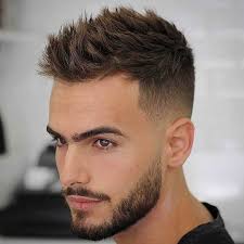 Gaya rambut ini terlihat keren bak rockstar karena rambut yang dibuat bertekstur, cocok banget buat lo yang rambutnya sudah panjang karena jarang buat lo yang sudah bosan dengan potongan rambut pendek dan ingin gaya rambut pria 2021 yang lebih out of the box, bagaimana kalau lo. Potongan Rambut Keren Untuk Pelajar Sma Dan Mahasiswa