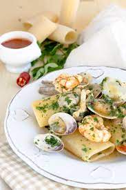 Anche la polenta è qui molto diffusa. Paccheri Gamberoni E Frutti Di Mare 1 Primo Piatto Ottimo