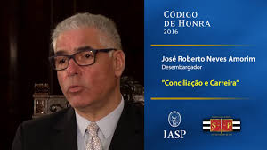 Desembargador, José Roberto Neves Amorim