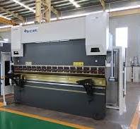 ACCURL 4 Axis CNC Press Brake Machine 135 ton x 3200 mm with ...