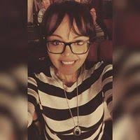 LeOnor MoraLes (shy_girl1504)