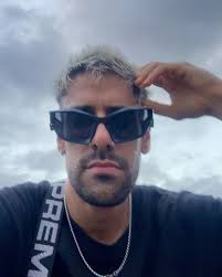 Couldn’t wait for the summer and the Warped Tour, I remember it’s the first  time that I saw her there 💫