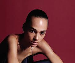 Collin Leon's Instagram, Twitter & Facebook