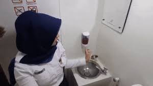 Maybe you would like to learn more about one of these? Sempat Dipandang Sebelah Mata Begini Perkembangan Toilet Kereta Api Kumparan Com