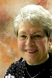 Kim Steed's Instagram, Twitter & Facebook