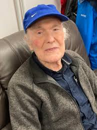 We are deeply saddened to learn of the passing of our former defender John  McNamee at the age of 83. Our thoughts are with John's family and friends  at this time. 🖤🤍