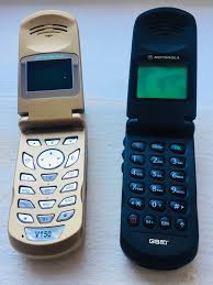 Motorola v3688 vs v150 #DG ...