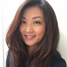 Ayako Kagami's Instagram, Twitter & Facebook