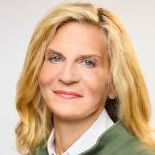 Leading with Empathy: Our Commitment to Customers