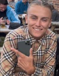 Happy birthday to Anna Leigh today