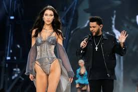 We already have our hair/mua booked but we need a wardrobe assistant or wardrobe stylist to help us manage approximately 5 models per day. Bella Hadid Suffered A Wardrobe Malfunction During Love Magazine S Photoshoot Photo Ibtimes India