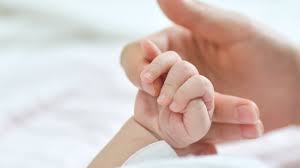Lactancia materna en madres sospechosas o positivas de covid-19 |  Universidad El Bosque