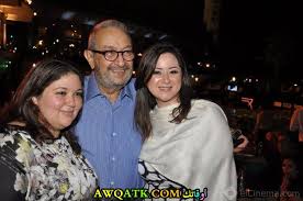 وأشارت نجلة نور الشريف، خلال لقائها ببرنامج صالون أنوشكا الذي يعرض على قناة دي إم سي إلى أنه أحيانا كانت تنشب. Ù…ÙŠ Ù†ÙˆØ± Ø§Ù„Ø´Ø±ÙŠÙ Ø£Ø³Ø±ØªÙ‡Ø§ Ø¹Ù…Ø±Ù‡Ø§ Ø®Ø·ÙˆØ¨ØªÙ‡Ø§ Ø¹Ù„Ù‰ Ø¹Ù…Ø±Ùˆ ÙŠÙˆØ³Ù Ù…Ø¹Ù„ÙˆÙ…Ø§Øª Ø¹Ù†Ù‡Ø§ ÙˆØµÙˆØ±