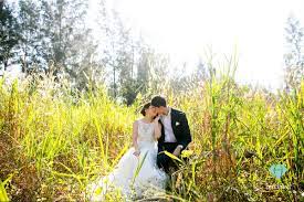 Hebat background foto prewedding outdoor | gallery pre wedding from assets.traveltriangle.com. 10 Secret Pre Wedding Shoot Locations In Singapore We Wish We Knew Hitcheed Wedding Shoot Pre Wedding Outdoor Wedding Photographer