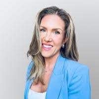 Tiffany Hosler's Instagram, Twitter & Facebook