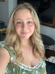 What are some available places to live near Vandy in Nashville?