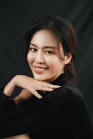 Những hình ảnh cuối cùng của hoa hậu thu thủy trước khi đột ngột qua đời. Xk0iiuwaixchmm