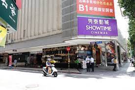 更新日期：2019年8月11日 秀泰影城信用卡優惠排名 刷卡建議 欣欣、板橋、樹林、土城、今日、東南亞、基隆、花蓮、台東 2d 最佳：中信秀泰廣場影城聯名卡憑＄399簽單 65折 （限週一～週四） 次佳：美國運通卡優惠票價 270元（贈送套餐價值以70元計） 3d 最佳：玉山ubear 卡 8折 Mbzx Js9skflxm