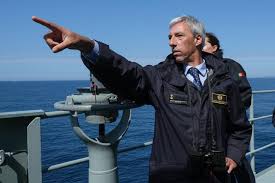 O dia da defesa nacional (também conhecido pela silga ddn) é uma atividade de caráter obrigatório em portugal, que visa sensibilizar os jovens de ambos os sexos para as suas responsabilidades, deveres e direitos, enquanto cidadãos. 104 Mil Jovens Participaram No Dia Da Defesa Nacional Em 2019 Portugal Sabado