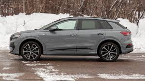 Image result for Pebble Gray 2023 Q4