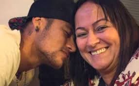 Neymar's sister had previously been in a relationship with inter forward gabriel 'gabigol' barbosa but the couple reportedly broke up in 2018. Neymar Mum Instagram Photo