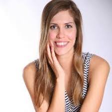 Rachel Reinhard's Instagram, Twitter & Facebook