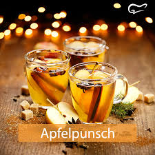 Apfelpunsch Schmeckt Und Warmt An Frostigen Tagen Apfelwein Und Wacholderbeeren Machen Dieses Rezept Zu Etwas Besonde Kinderpunsch Rezept Punsch Punsch Rezept