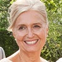 Gwen Burroughs's Instagram, Twitter & Facebook