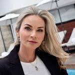 Carmen Joa's Instagram, Twitter & Facebook