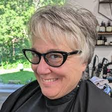 Candace Knutson's Instagram, Twitter & Facebook