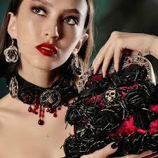 Lorena Cordero Couture added a...