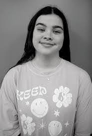 Angela Vause's Instagram, Twitter & Facebook