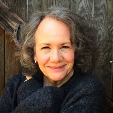 Mary Macvicar's Instagram, Twitter & Facebook