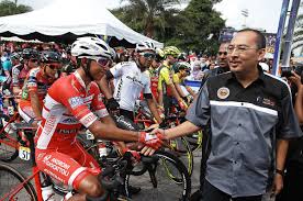 Tour de langkawi 2016 live dashboard race info, preview, live video, results, photos and highlights. Kkmm Album Majlis Pelepasan Le Tour De Langkawi 2017 Kuala Berang Ltdl2017 Oleh Yb Dato Haji Jailani Johari Timbalan Menteri Kkmm Di Kuala Berang Hulu Terengganu Pada 22 02 2017 Image