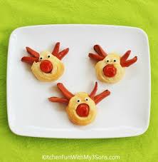 Rudolph The Red Nose Reindeer Hot Dogs For Christmas Christmas Food Crafts Christmas Recipes For Kids Christmas Food