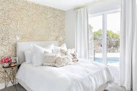 34 bedroom wallpapers that make a statement. White And Gold Metallic Wallpaper In Girls Room Transitional Girl S Room