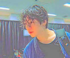 كوكي ᗰy ᗷᗩᗷy تبغها حلالك indie kids bts aesthetic pictures jungkook selca